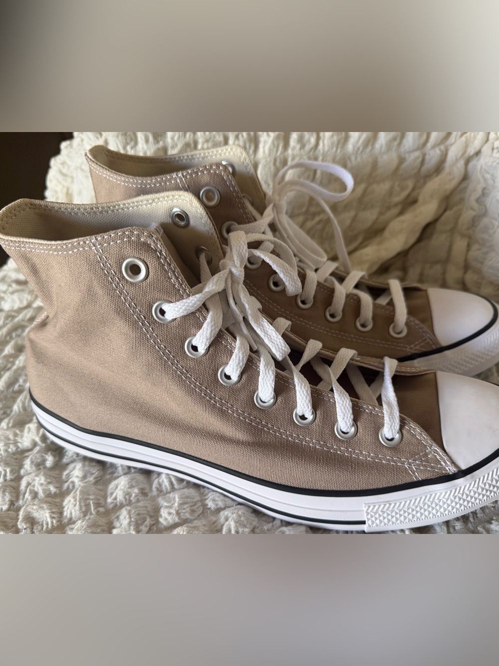 Women's Lace-Up High-Top Boots in Taupe Canvas